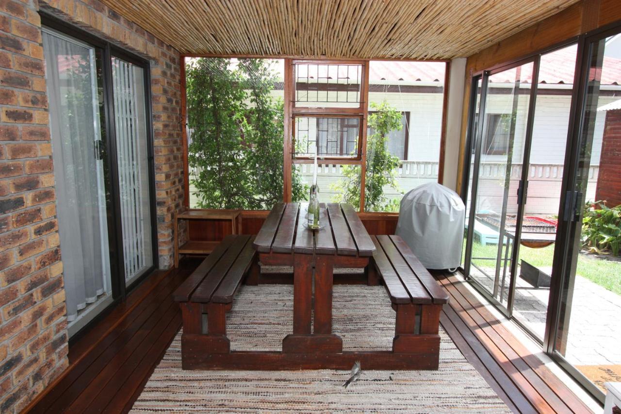 Bergsig Accommodation Hermanus Exteriör bild